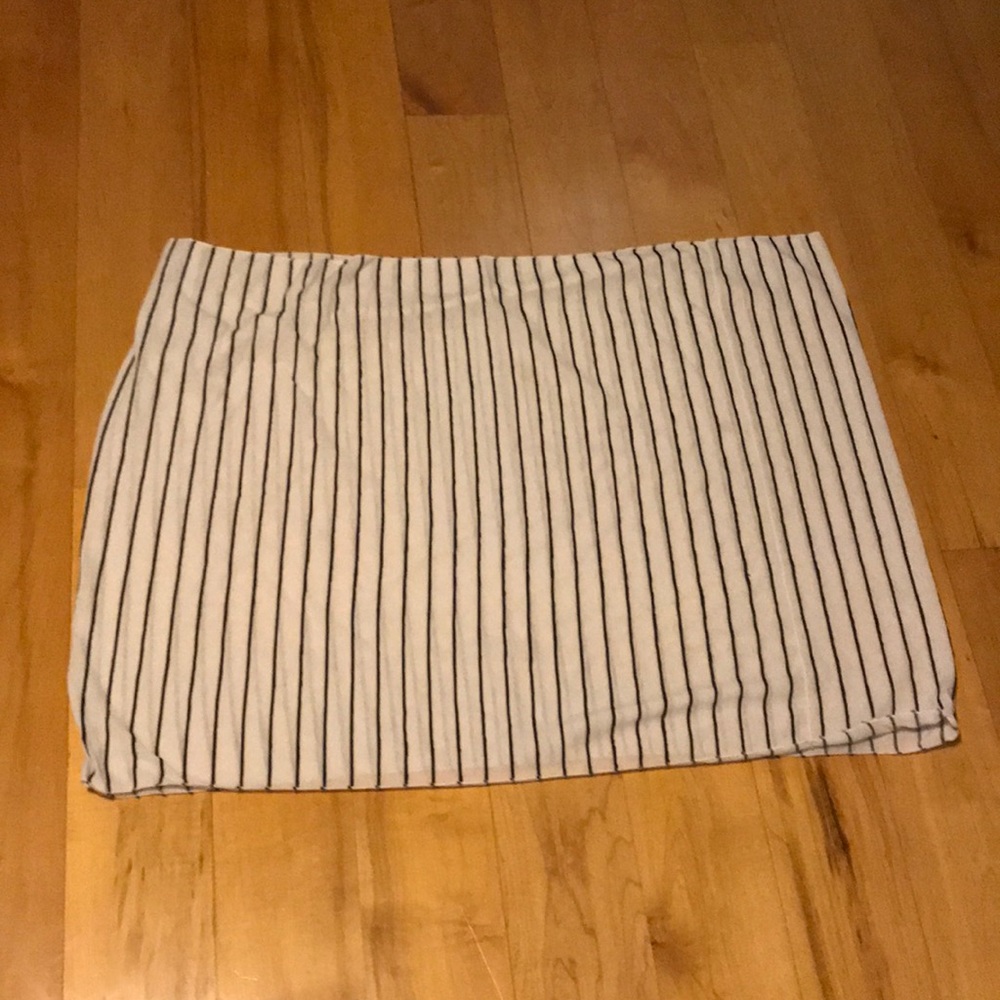 Black and white infinity scarf
